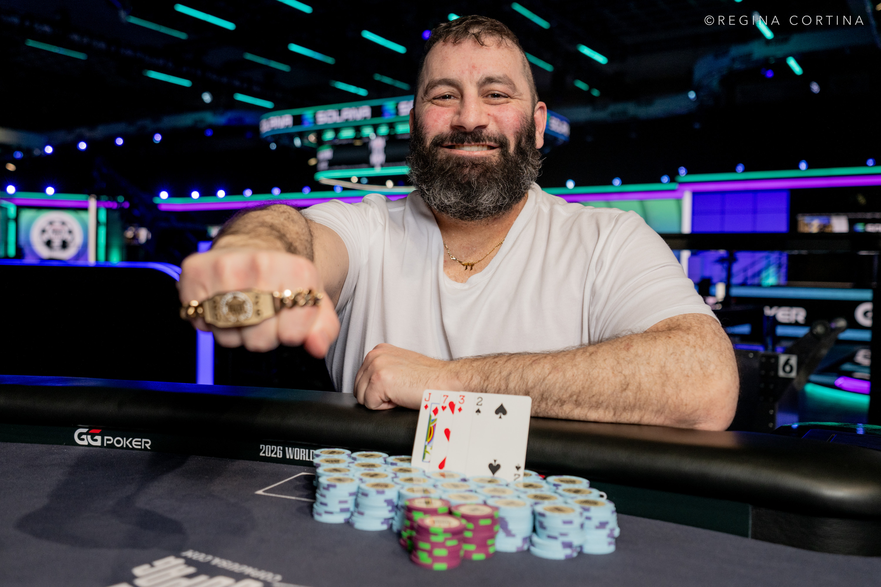 「双面牌桌」的疯狂：Justin Fawcett 如何在 WSOP 赢得唯一双底池锦标赛 - 九游娱乐官网