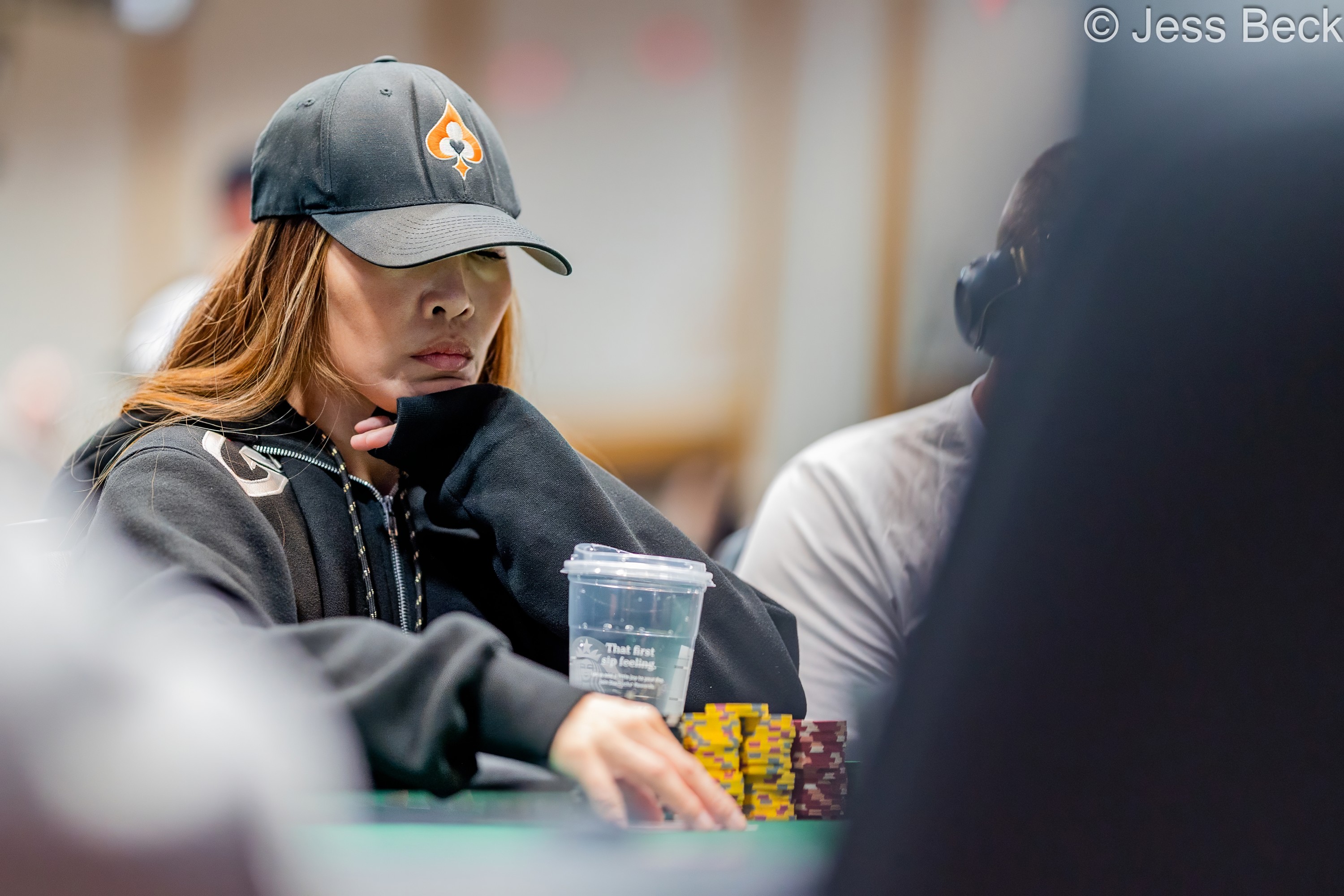 2026 WSOP 主赛事：Sasha Liu 登顶，钱圈将至 - 九游娱乐